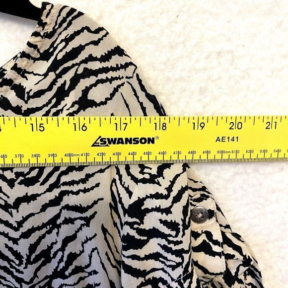 BCBG MAXAZRIA Women Peplum Top Blouse Tank Small Sleeveless Black‎ Rayon - Picture 9 of 9